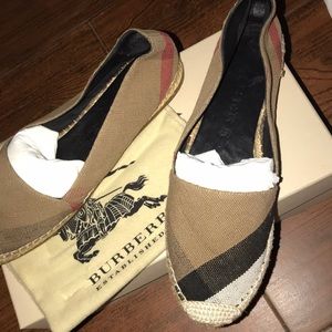 Burberry Espadrilles SIZE EUR 38